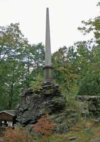 Obelisk auf dem Keulenberg