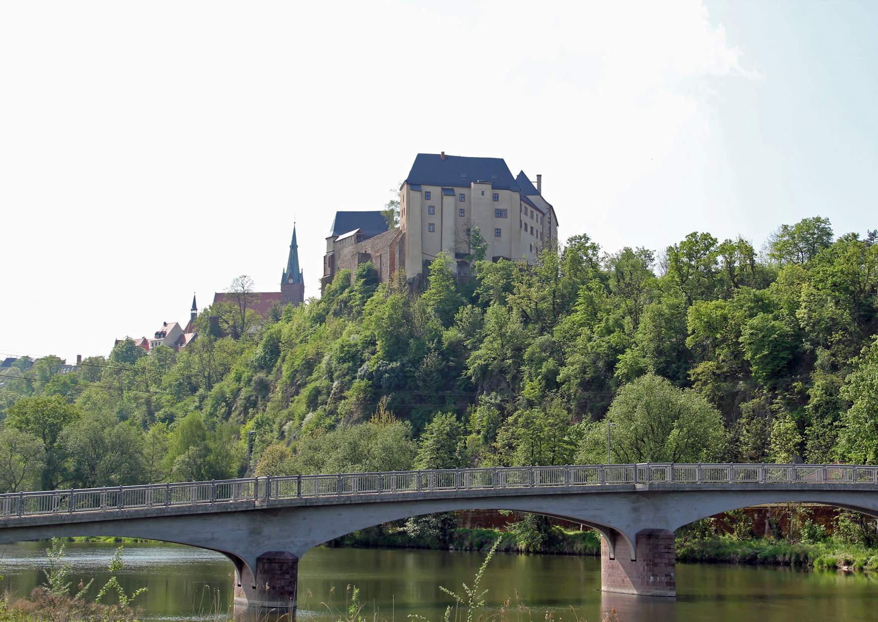 Burg Mildenstein über der Freiberger Mulde