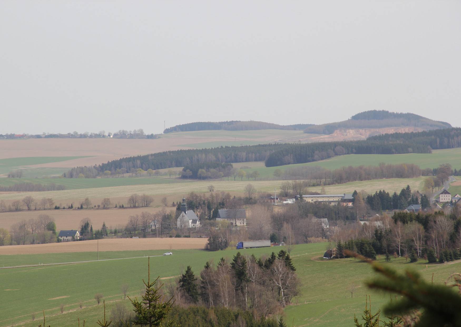 Burgbergaussicht bei Lichtenberg der Blick auf Burkersdorf