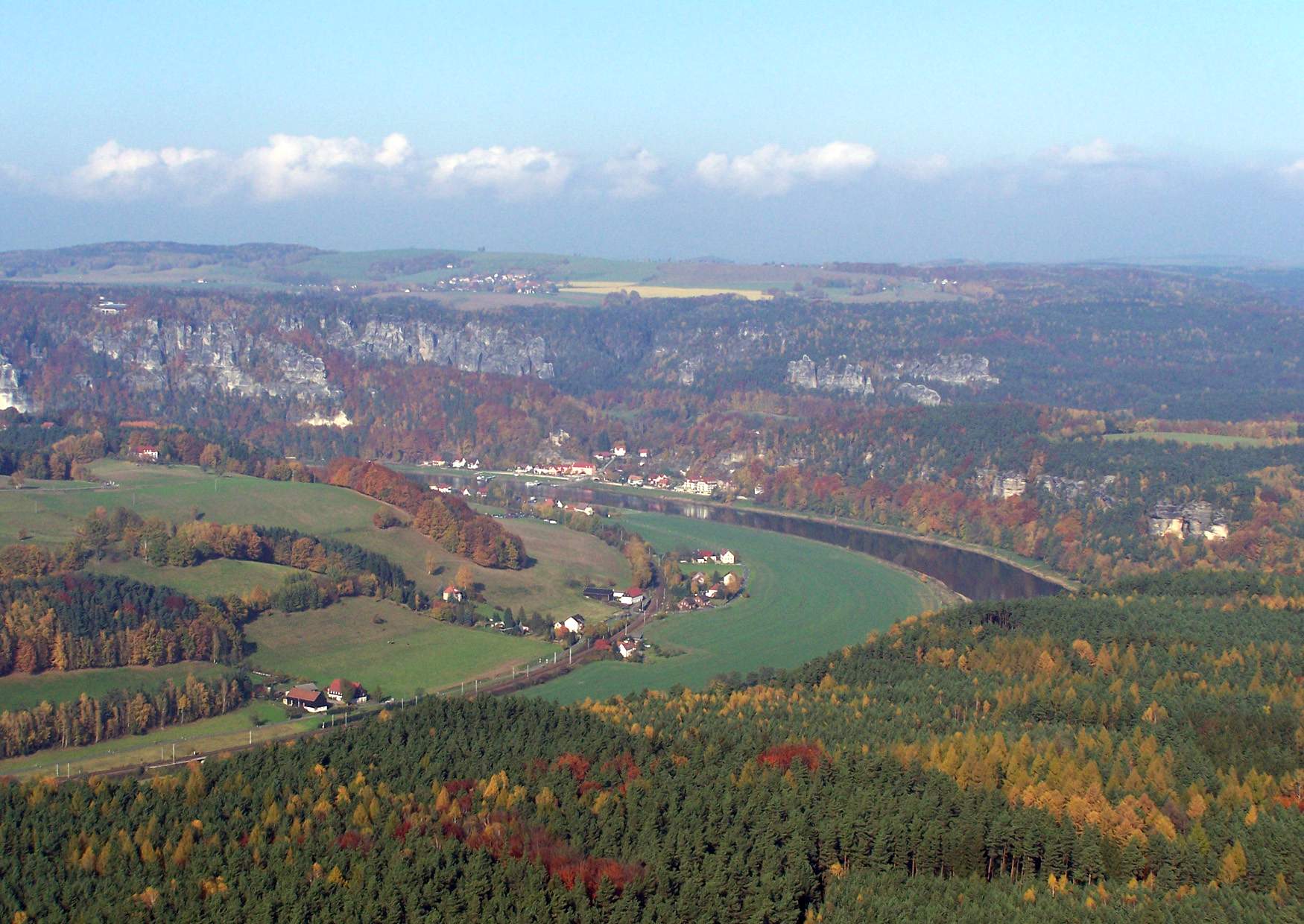 Lilienstein Blick nach Rathewalde, Rathen